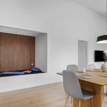 4 Bedroom Stunning In Σπίτι διακοπών *