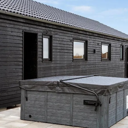 Σπίτι διακοπών 4 Bedroom Stunning In