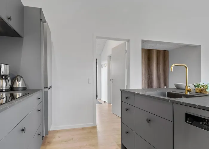 Σπίτι διακοπών 4 Bedroom Stunning In