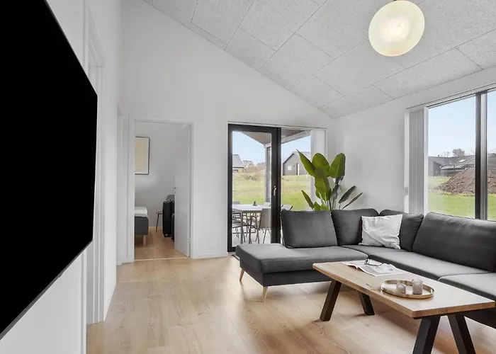 4 Bedroom Stunning In Haderslev