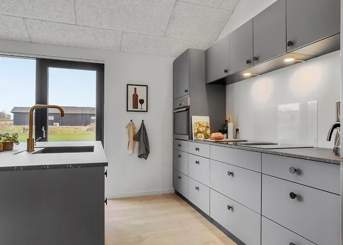 4 Bedroom Stunning In *